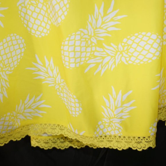 TORRID Graphic Pineapple Wireless Mid Lace Trimmed Skirted Swim Dress NWT 3X - Picture 3 of 15